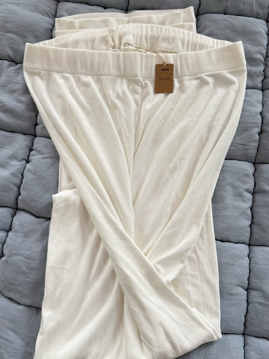 SKIMS Other - NWT SKIMS Ribbed Wide Leg Lounge Pants Ivory Size M